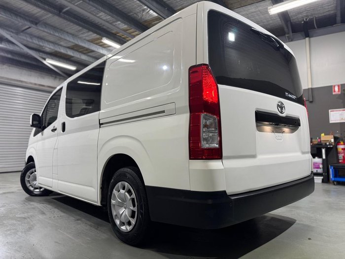 2019 Toyota Hiace 