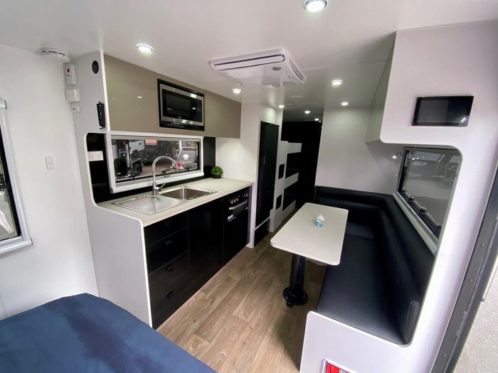2025 Vivid Caravans NOMAD 21 FAMILY BUNK