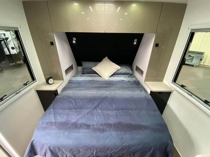 2025 Vivid Caravans NOMAD 21 FAMILY BUNK