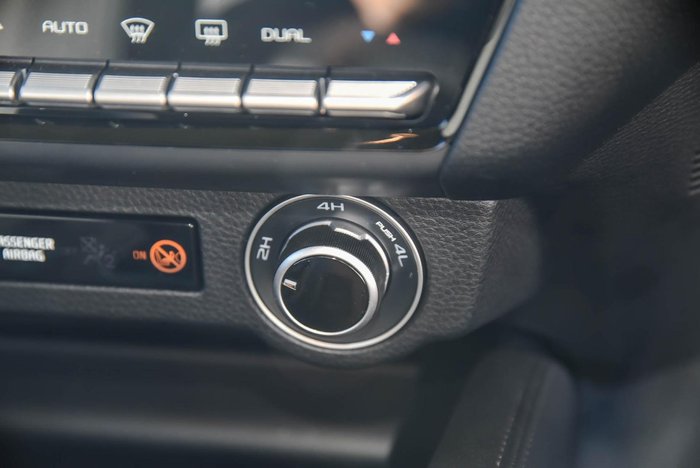 2025 Mazda BT-50 XTR