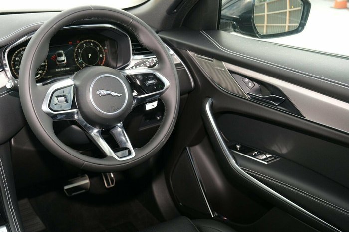 2024 Jaguar F-PACE P250 R-Dynamic SE X761 MY25 AWD Santorini Black