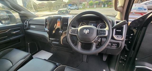 2023 RAM LARAMIE Laramie - Rambox DJ MY23 Laramie Rambox Utility Crew Cab 6st 4dr Auto 6sp 4x4 828kg 6.7DT Diamond Black Pearl
