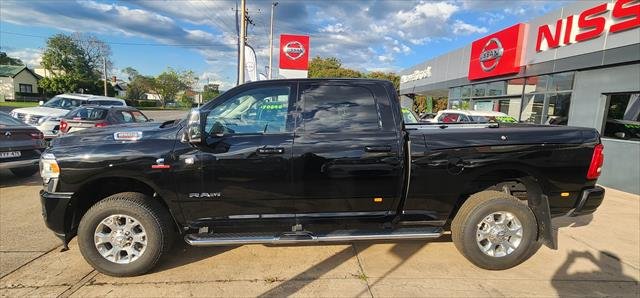 2023 RAM LARAMIE Laramie - Rambox DJ MY23 Laramie Rambox Utility Crew Cab 6st 4dr Auto 6sp 4x4 828kg 6.7DT Diamond Black Pearl