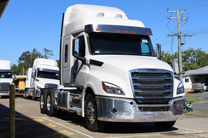 2024 Freightliner Cascadia 126 48