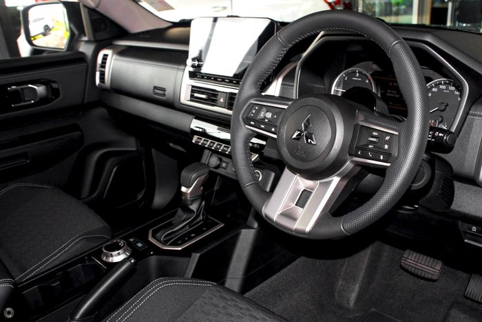 2025 Mitsubishi Triton GLS MV MY25 4X4 Dual Range Blade Silver
