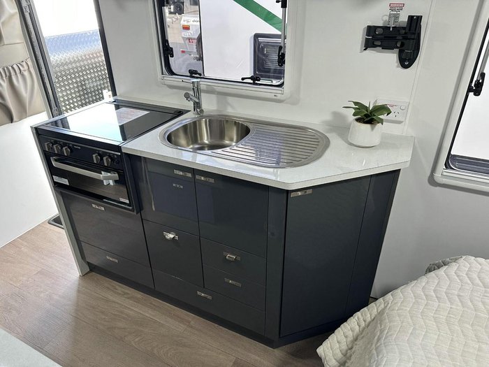 2024 Goldstream 1760 Rhino 3T 17'6