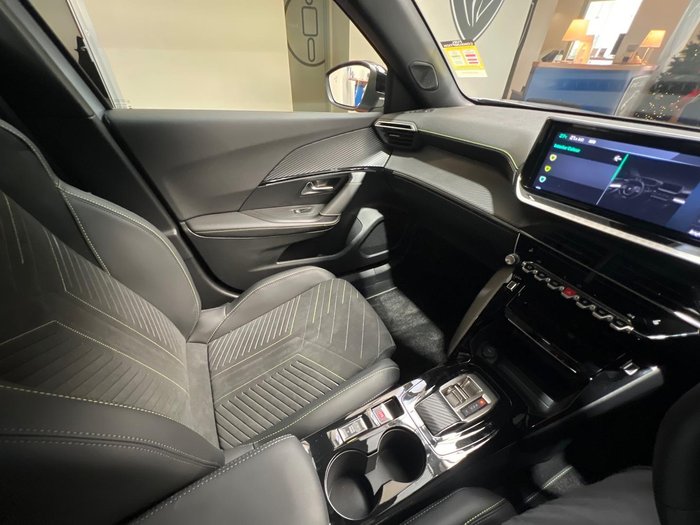 2024 Peugeot 2008 GT