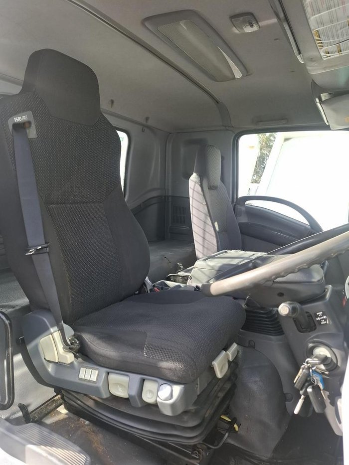 2012 Isuzu Frr 600 Medium WHITE