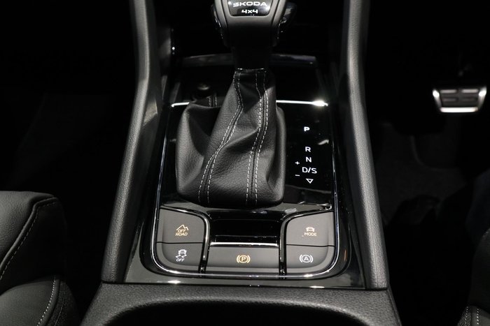 2024 SKODA Karoq 140TSI Sportline