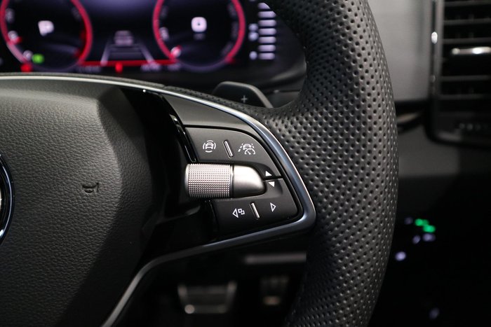 2024 SKODA Karoq 140TSI Sportline