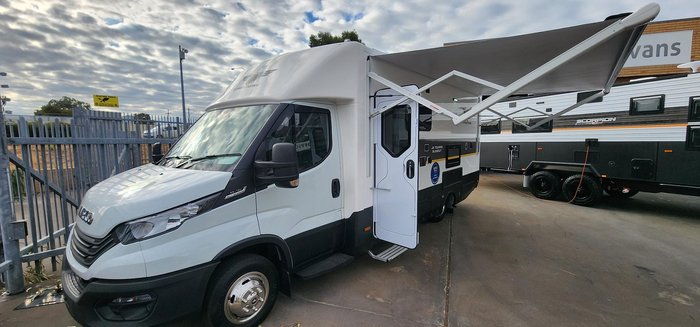 2025 JB Caravans Jb Slide-Out Motorhome