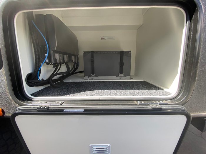 2025 JB Caravans Gator Hybrid 14' Full Off Road