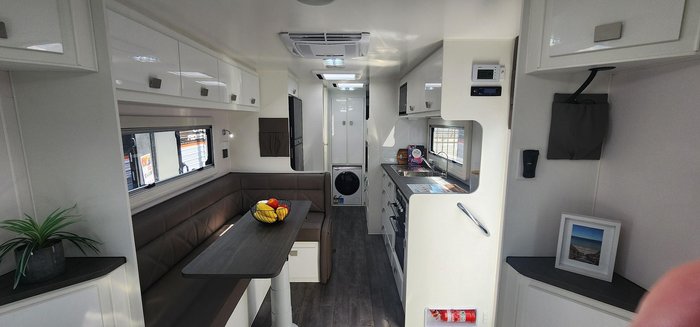 2025 JB Caravans Dirt Roader 22' Family Bunk