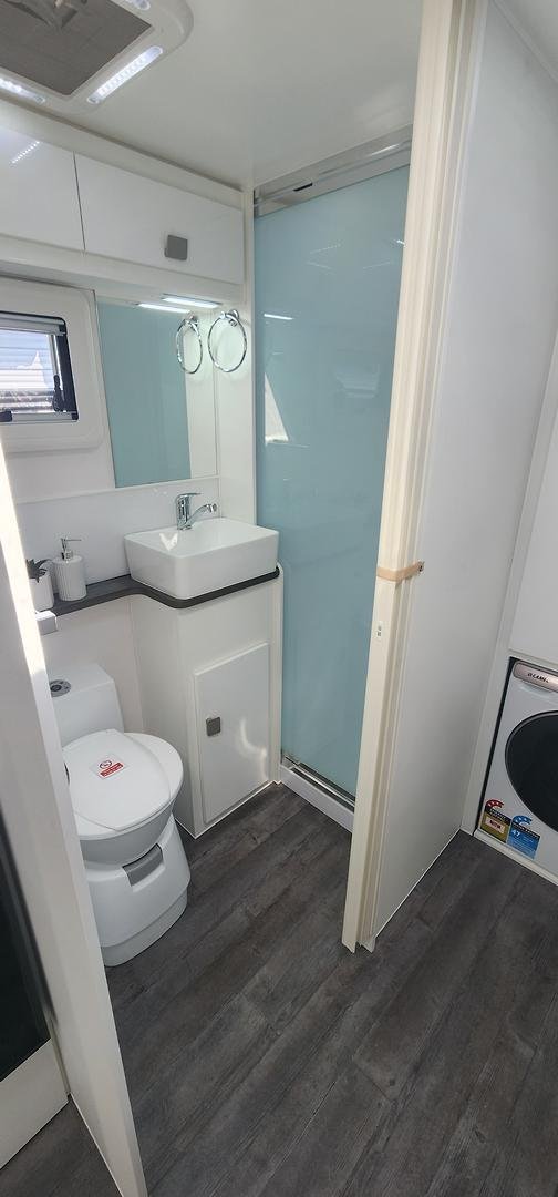 2025 JB Caravans Dirt Roader 22' Family Bunk