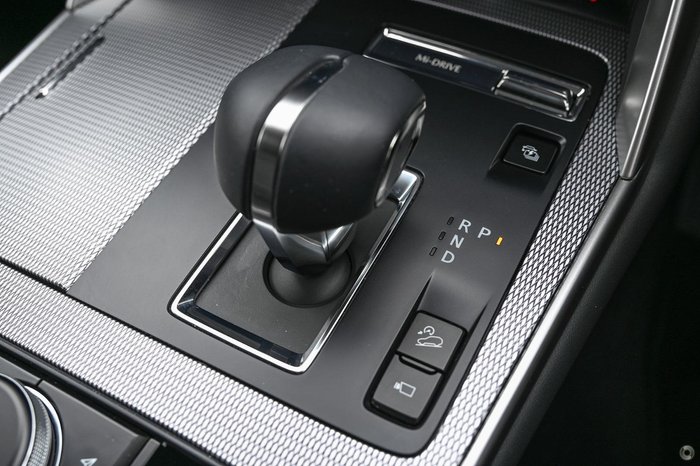 2025 Mazda CX-60 P50e Evolve