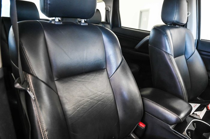 2022 Mitsubishi Pajero Sport GLS