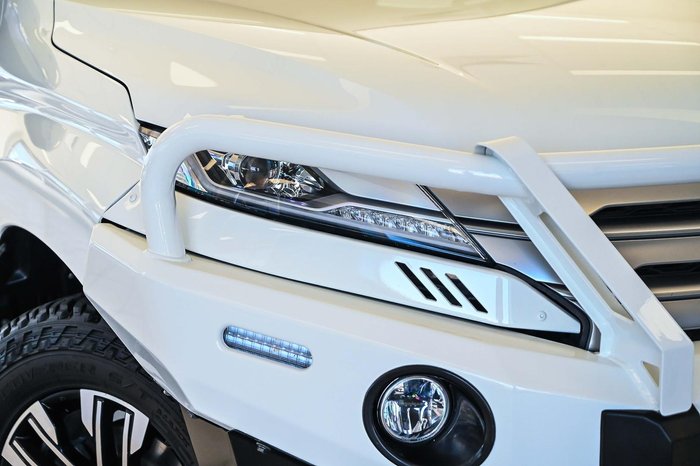 2022 Mitsubishi Pajero Sport GLS