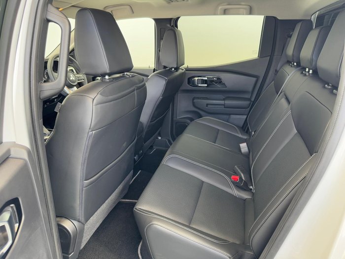 2024 Mitsubishi Triton GLS