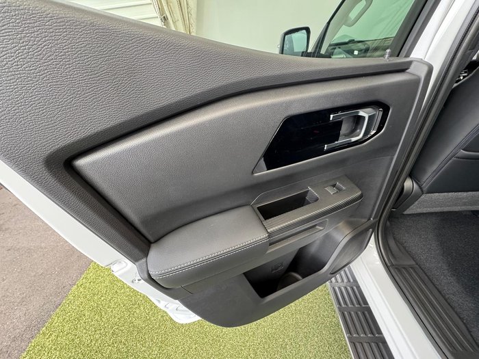 2024 Mitsubishi Triton GLS