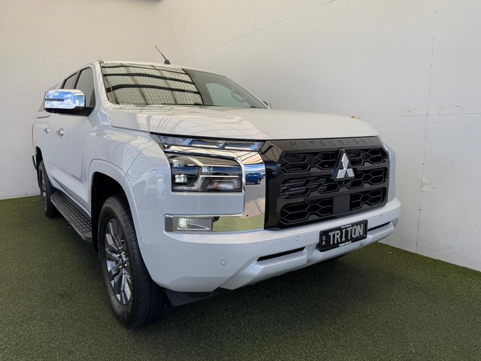2024 Mitsubishi Triton GLS