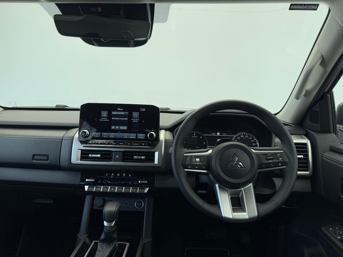 2024 Mitsubishi Triton GLS