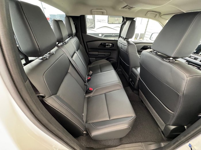2024 Mitsubishi Triton GLS