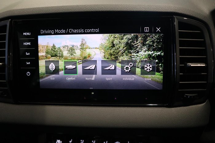 2024 SKODA Karoq 140TSI Sportline