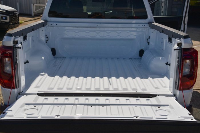 2023 Volkswagen Amarok TDI500 Life NF MY23 4X4 Dual Range Clear White