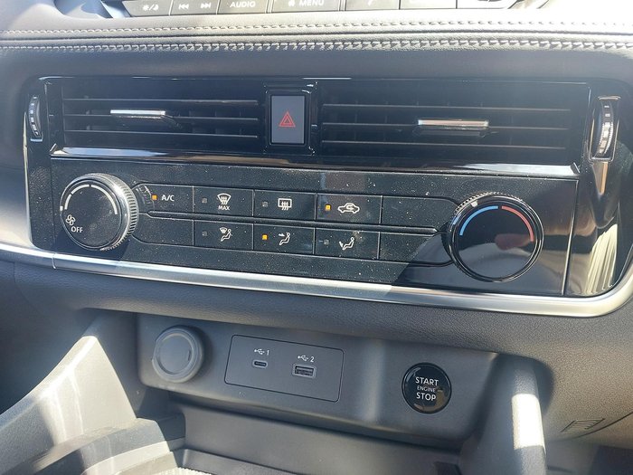 2024 Nissan X-TRAIL ST