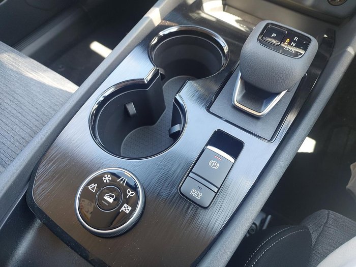 2024 Nissan X-TRAIL ST