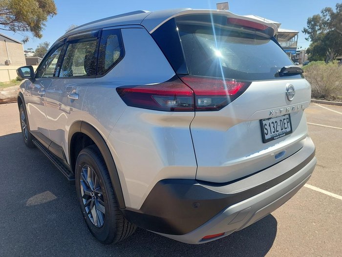 2024 Nissan X-TRAIL ST