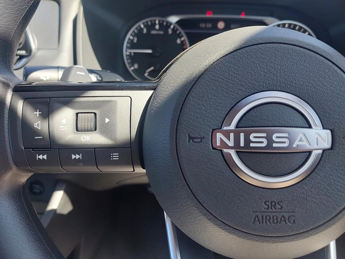 2024 Nissan X-TRAIL ST