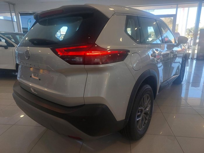2024 Nissan X-TRAIL ST