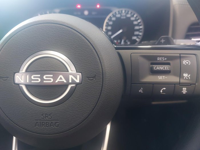 2024 Nissan X-TRAIL ST
