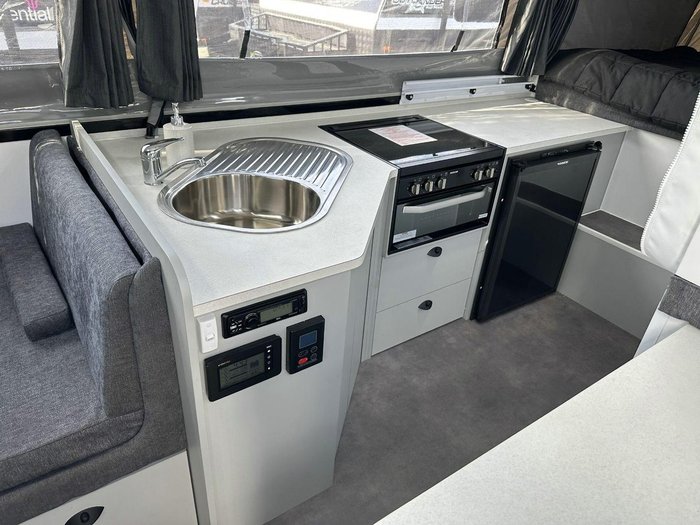 2025 Goldstream Wing 3 St Premium 15'