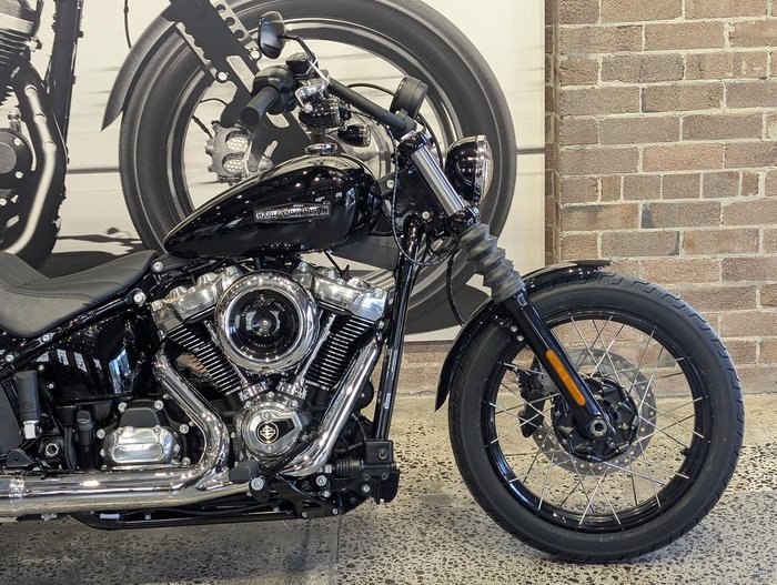 Harley-Davidson Street Bob 117 (FXBB) Softail