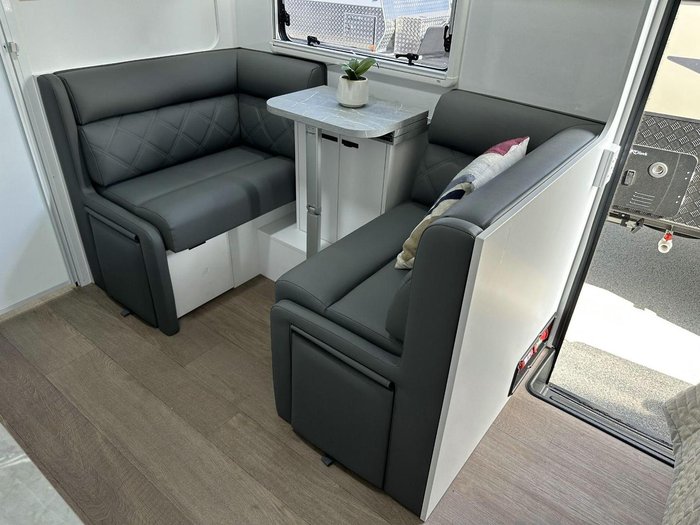 2025 Goldstream 1760 Re Cd Panther Cpx 17'6