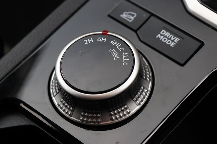 2025 Mitsubishi Triton GSR