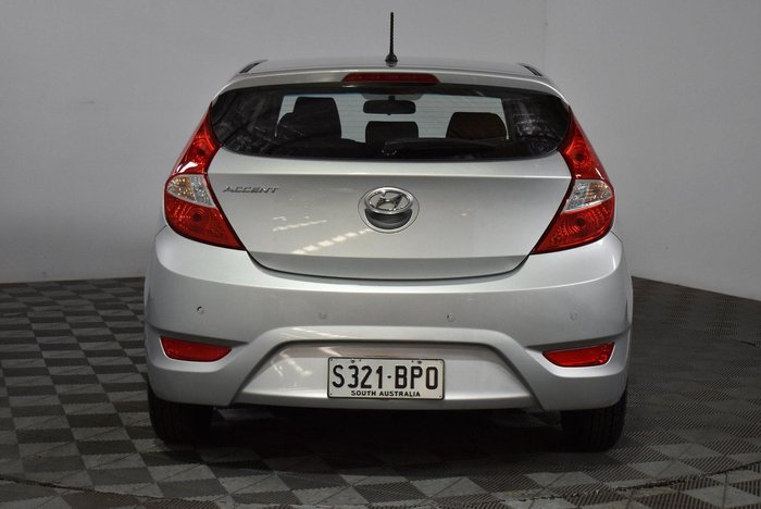 2016 Hyundai Accent Active