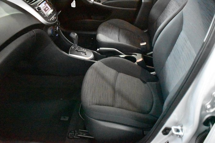 2016 Hyundai Accent Active