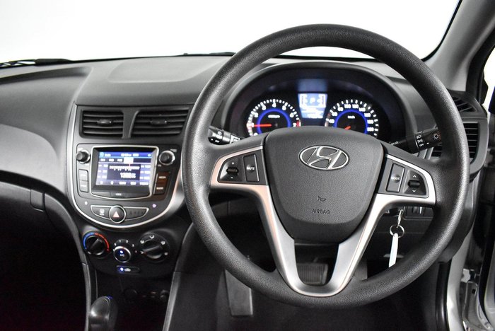 2016 Hyundai Accent Active