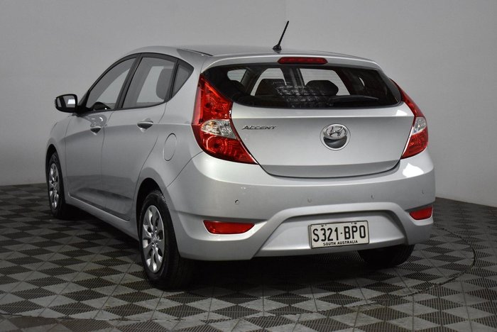 2016 Hyundai Accent Active