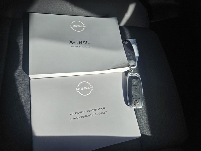 2024 Nissan X-TRAIL ST-L