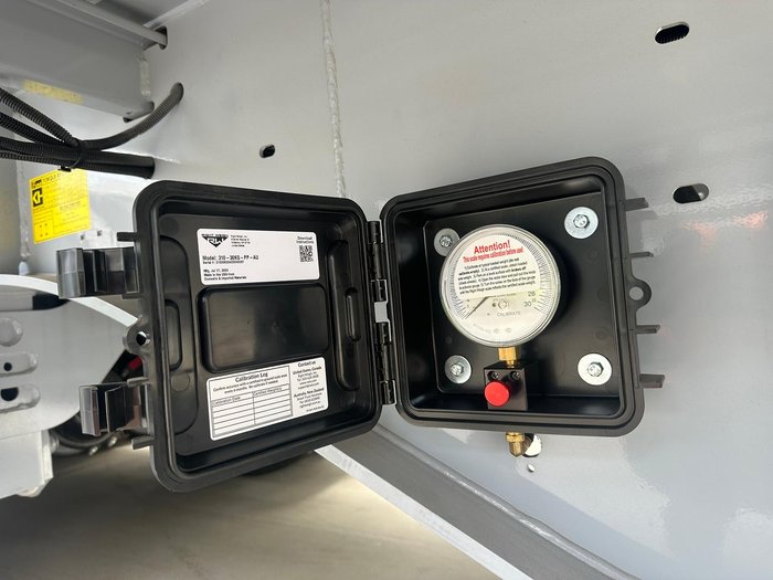 2025 CIMC 34 Pallet Drop Deck Mezzanine B Double Curtainsider