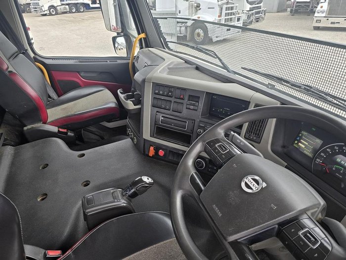 2019 Volvo Fm540