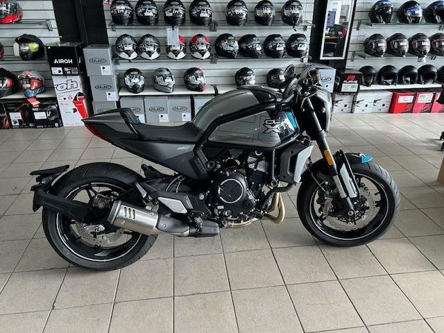 2022 CFMOTO 700 CL-X Sport CL-X Black