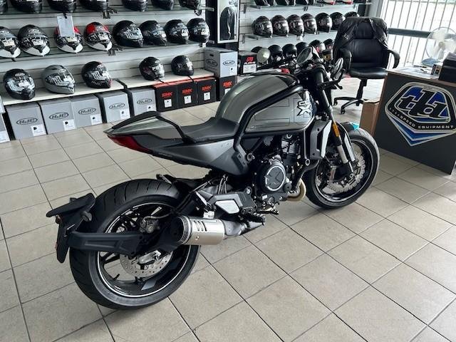 2022 CFMOTO 700 CL-X Sport CL-X Black