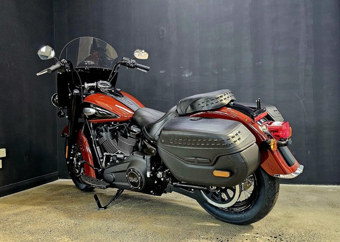 2024 Harley-Davidson Heritage Classic 114 (FLHCS) Softail Black