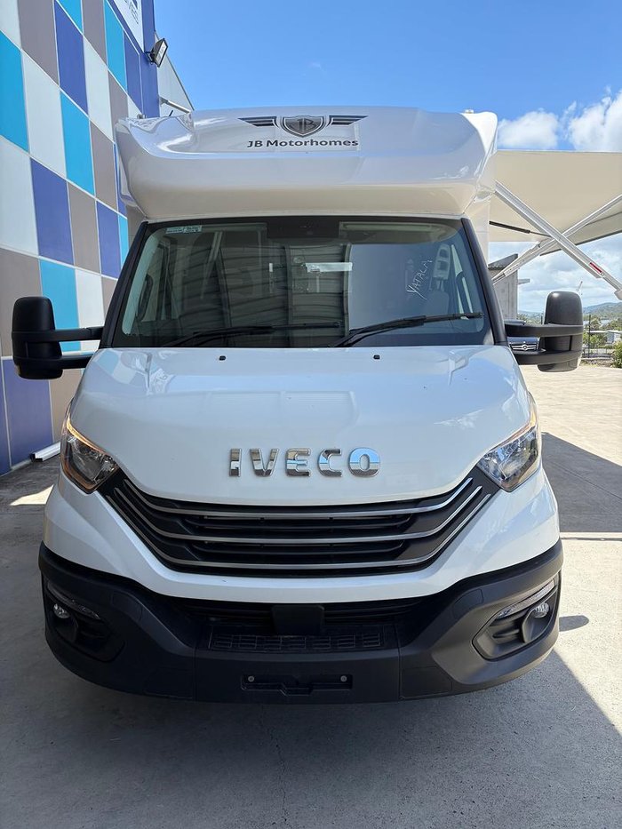 2025 JB Caravans Touring Queen Bed 7.8 M Iveco