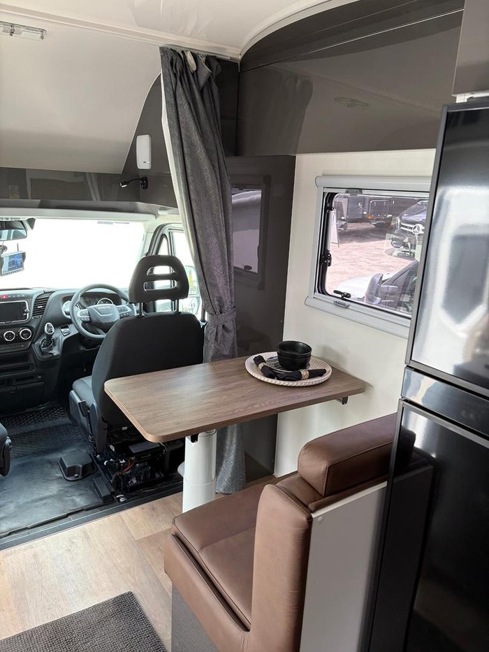 2026 JB Caravans Touring Queen Bed 7.8 M Iveco